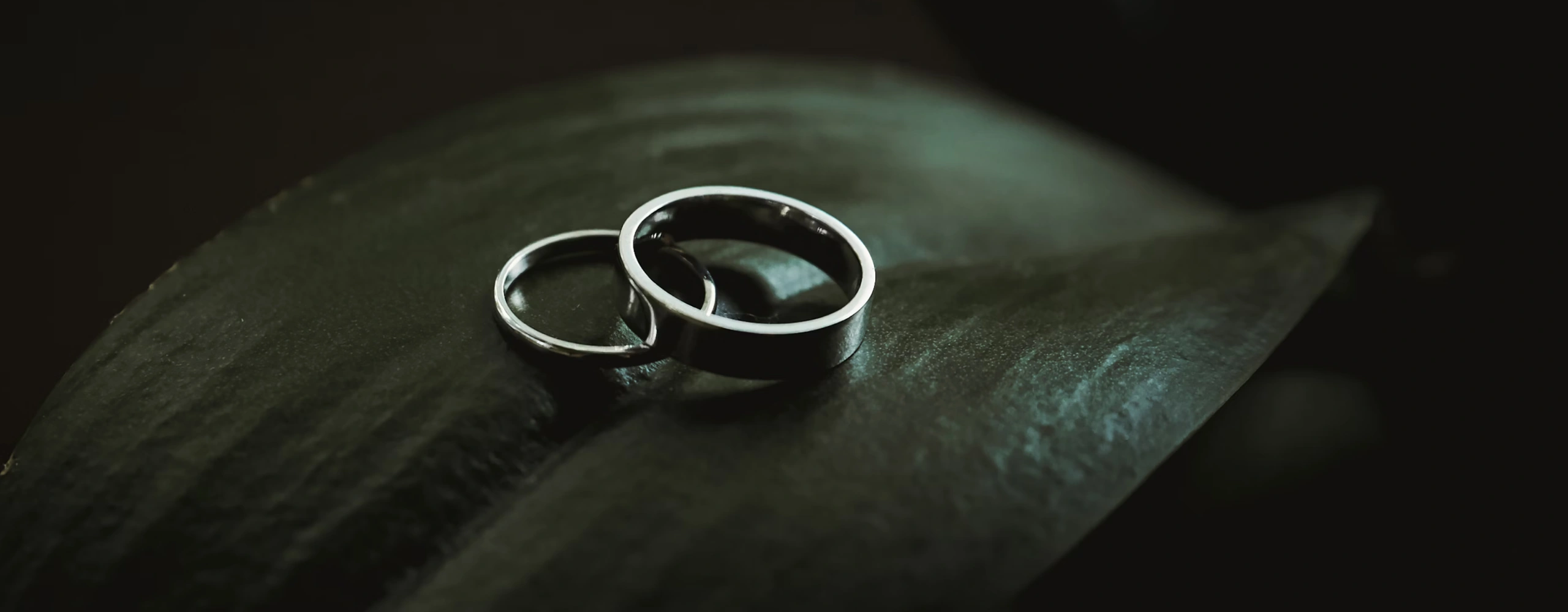 bg_sec_img_Header001_a9